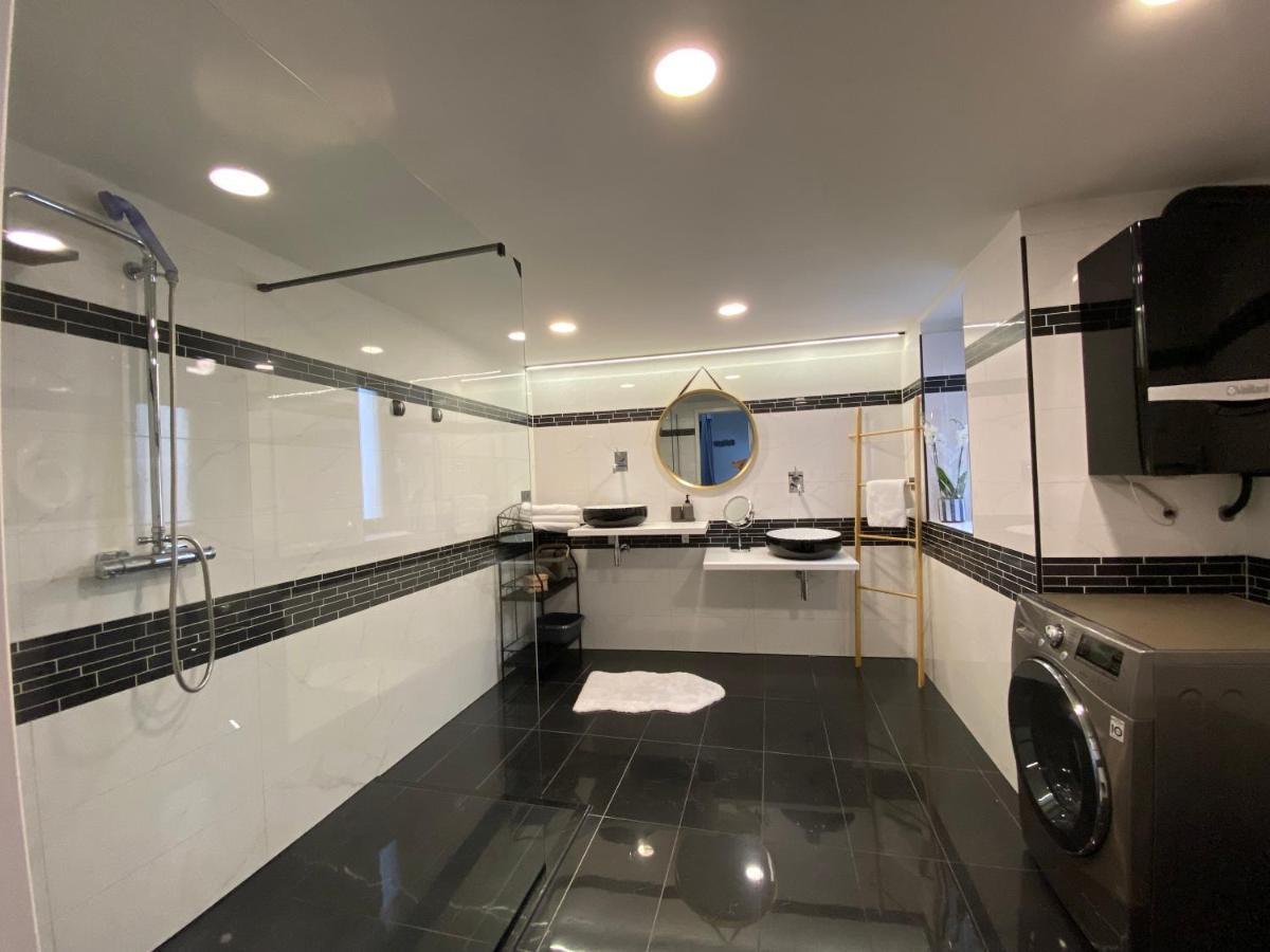 Penthouse Rijeka Centarアパートメント エクステリア 写真